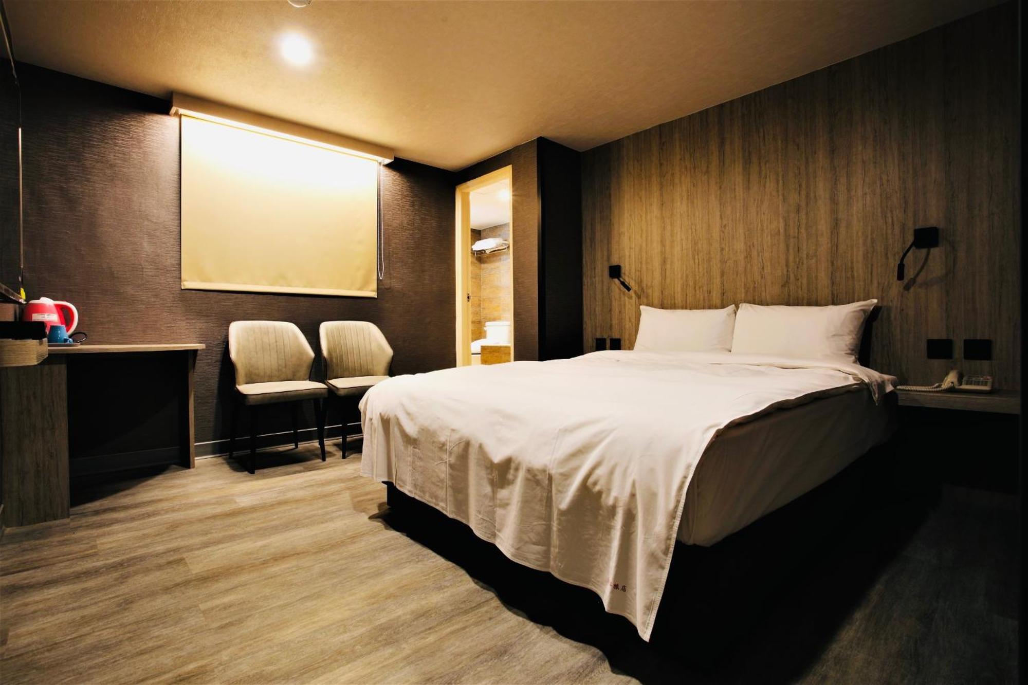 Golden Home Hotel Taipei Esterno foto