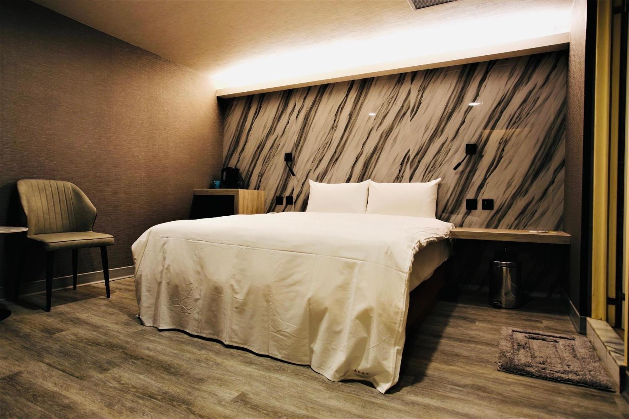 Golden Home Hotel Taipei Esterno foto