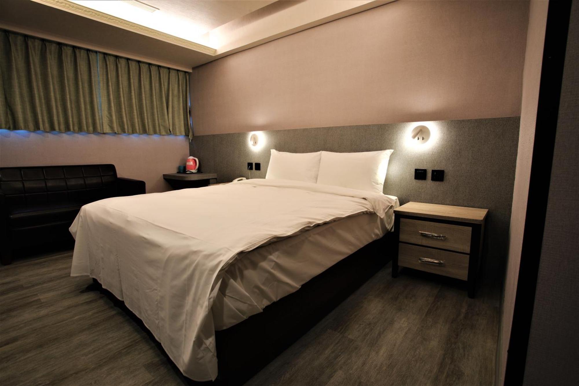 Golden Home Hotel Taipei Esterno foto