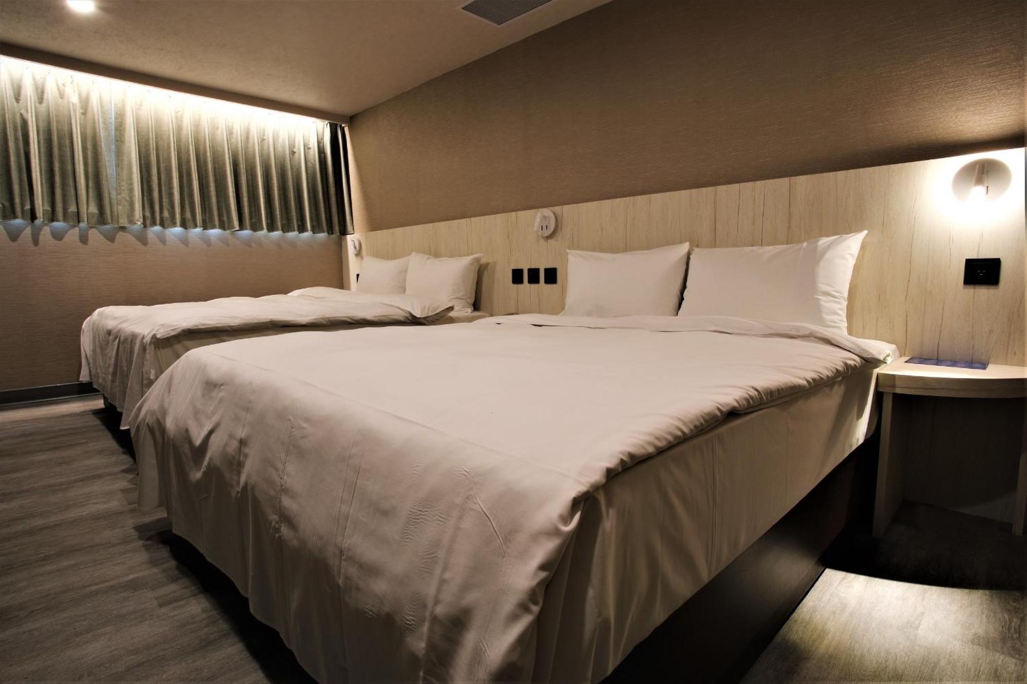 Golden Home Hotel Taipei Esterno foto