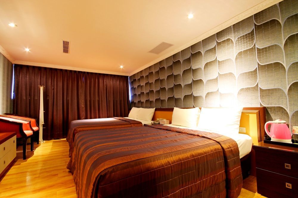 Golden Home Hotel Taipei Esterno foto